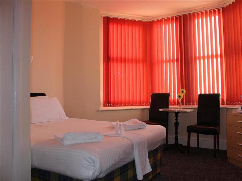 The Royal Windsor Hotel Blackpool Esterno foto