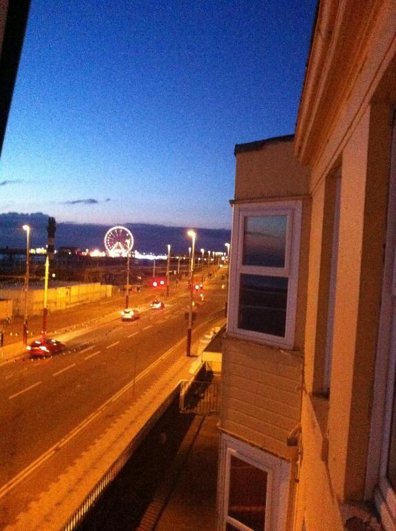 The Royal Windsor Hotel Blackpool Esterno foto