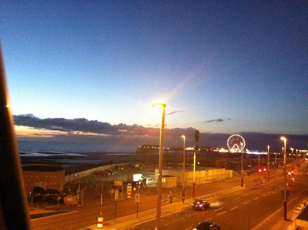 The Royal Windsor Hotel Blackpool Camera foto